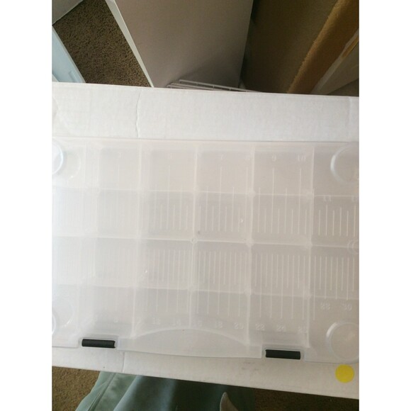 Storage Container 13 X 8 B4 - Picture 3 of 3